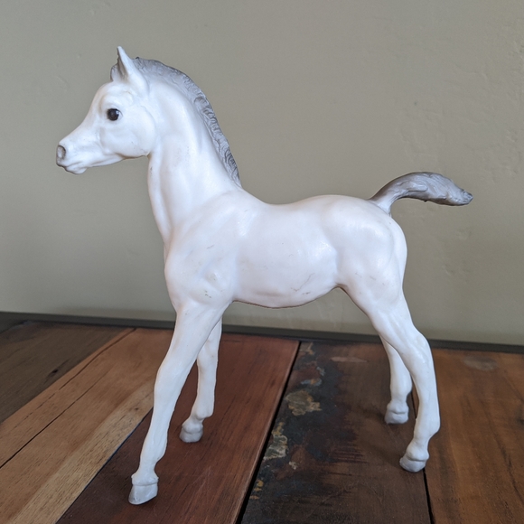 white breyer horse